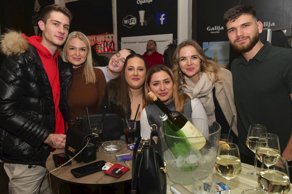 galija2911241